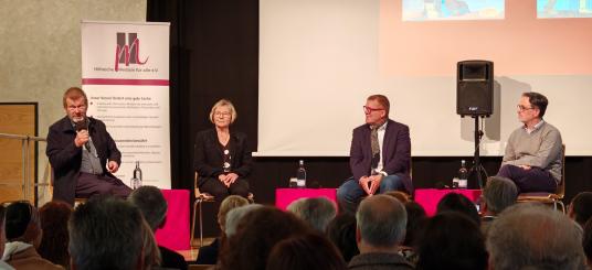 Benefizveranstaltung mit Buchvorstellung von Josef Epp Benefizveranstaltung mit Buchvorstellung von Josef Epp